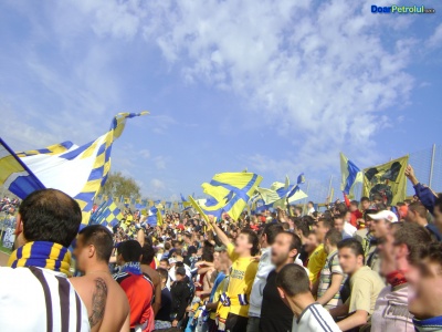 Petrolul__52_-_Universitatea_Craiova(14_octombrie_2008)_-_poza_6.jpg